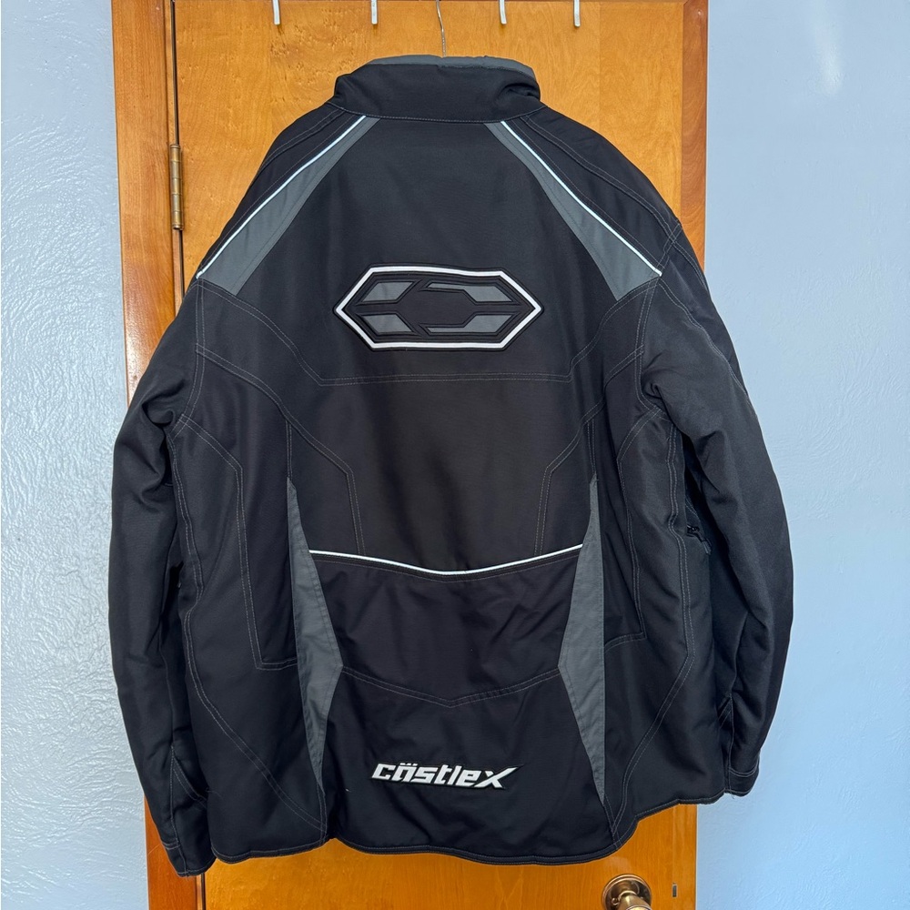 Castle X Platform Jacket - Picture 2 of 8